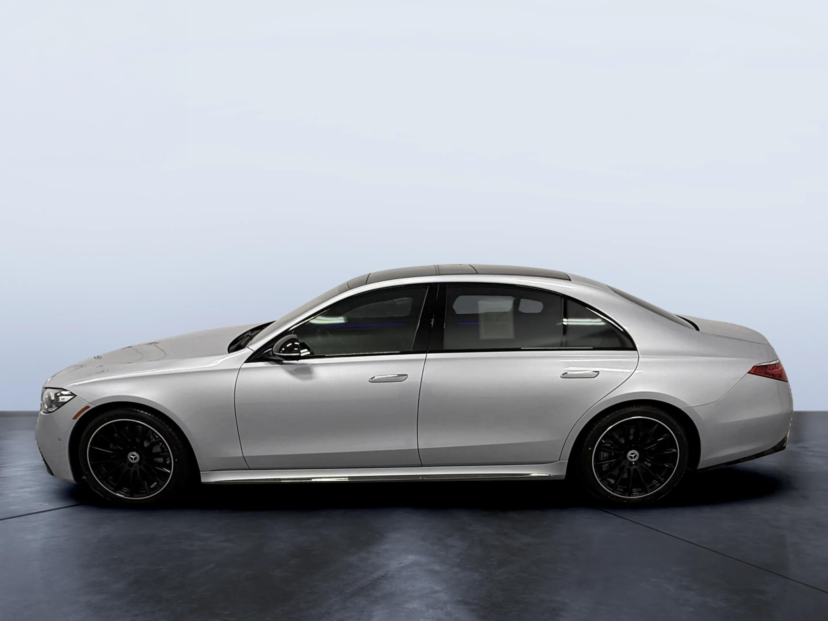 2023 Mercedes-Benz S 580 AMG-Line photo 3