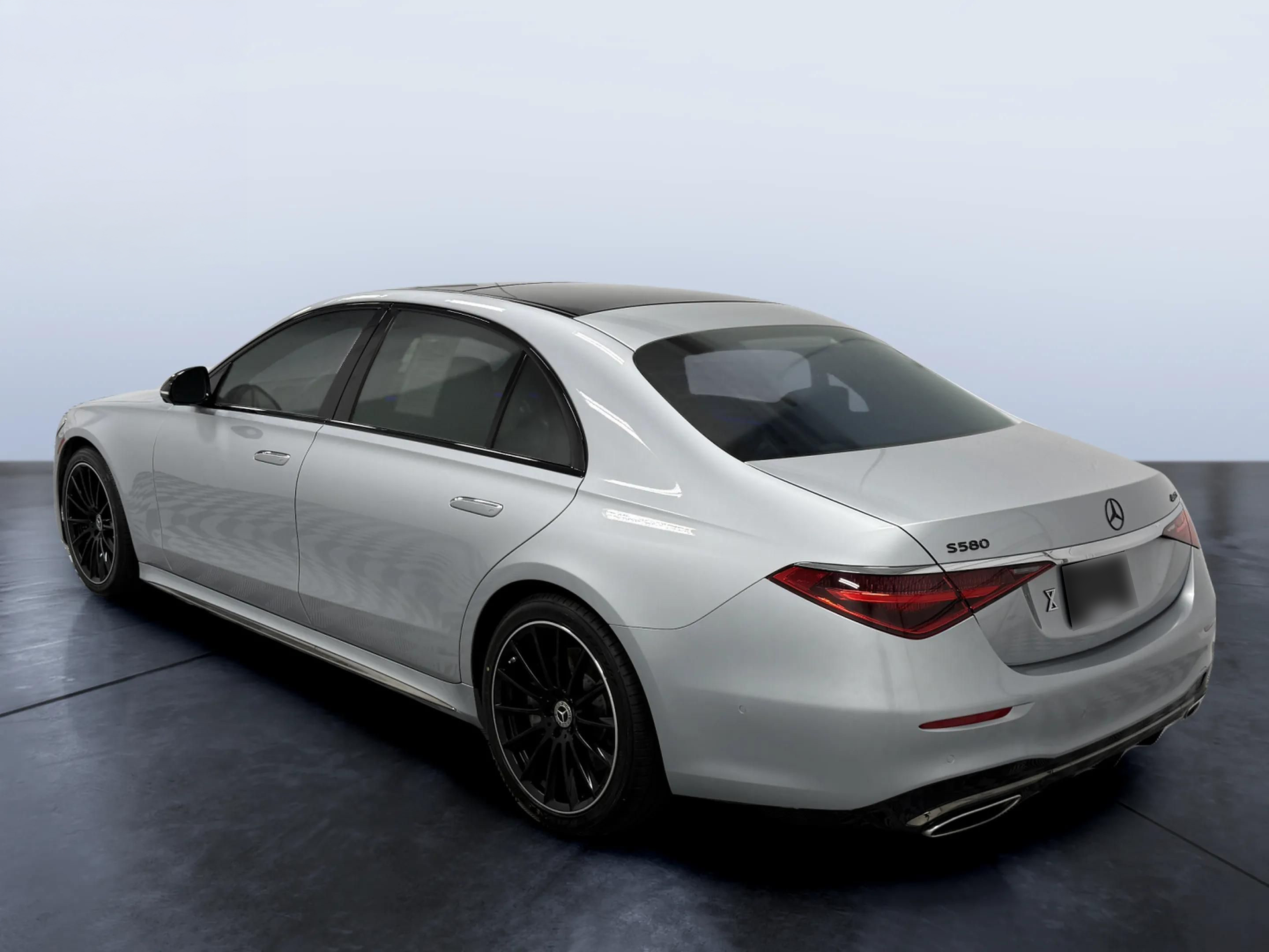 2023 Mercedes-Benz S 580 AMG-Line photo 4