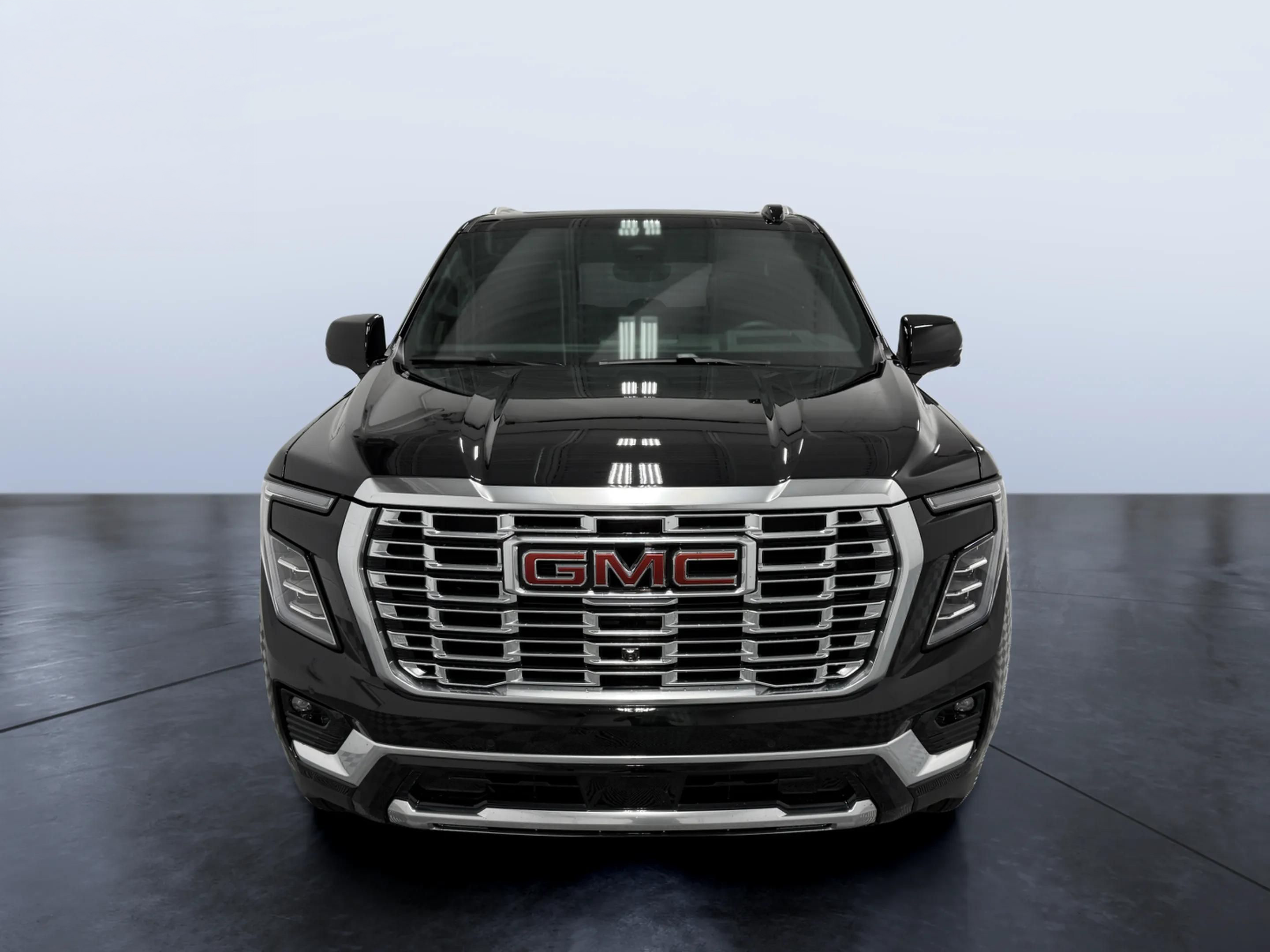 2026 GMC Yukon XL Denali photo 8