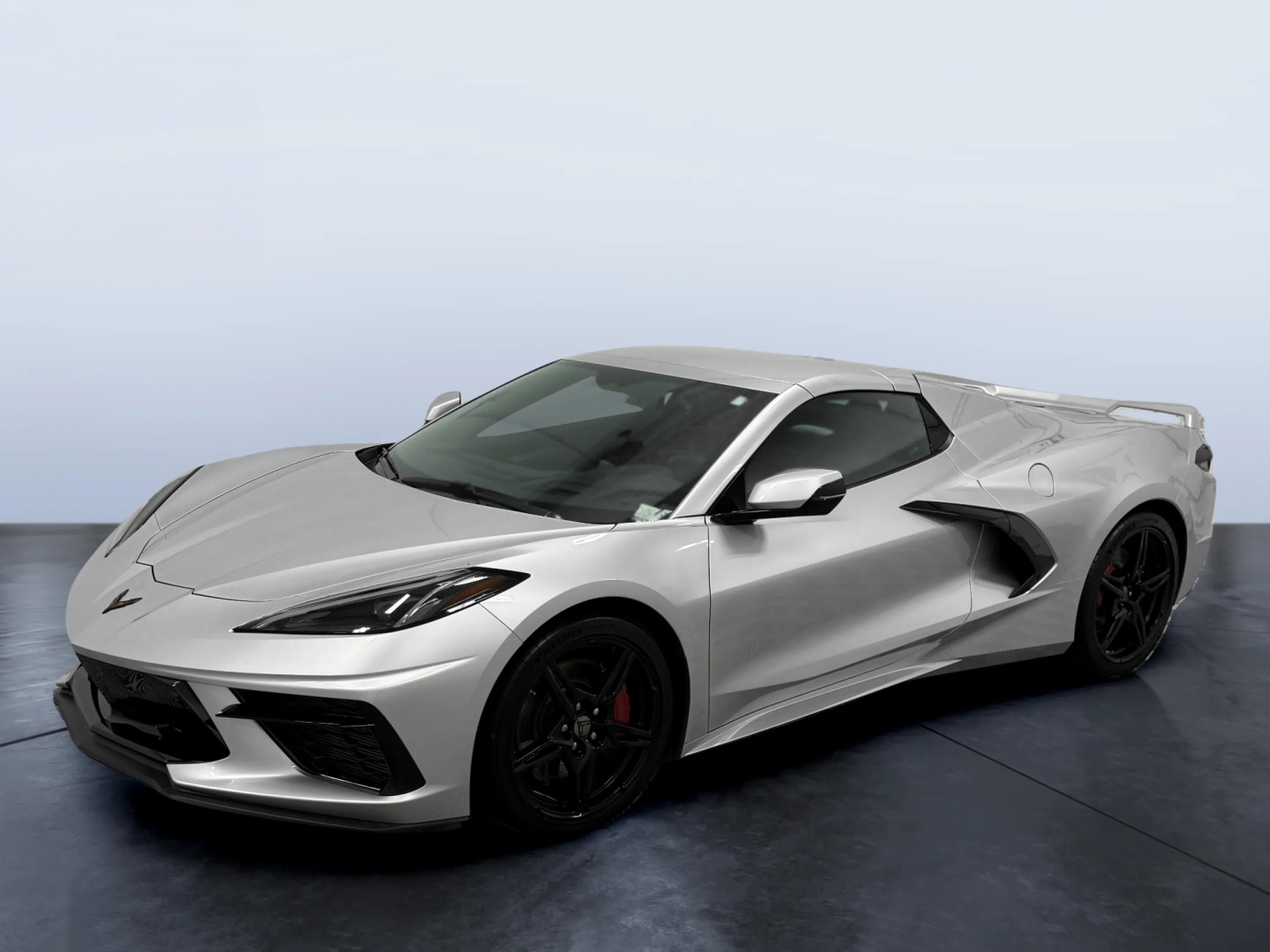 2020 Chevrolet Corvette 3LT Convertible photo 2
