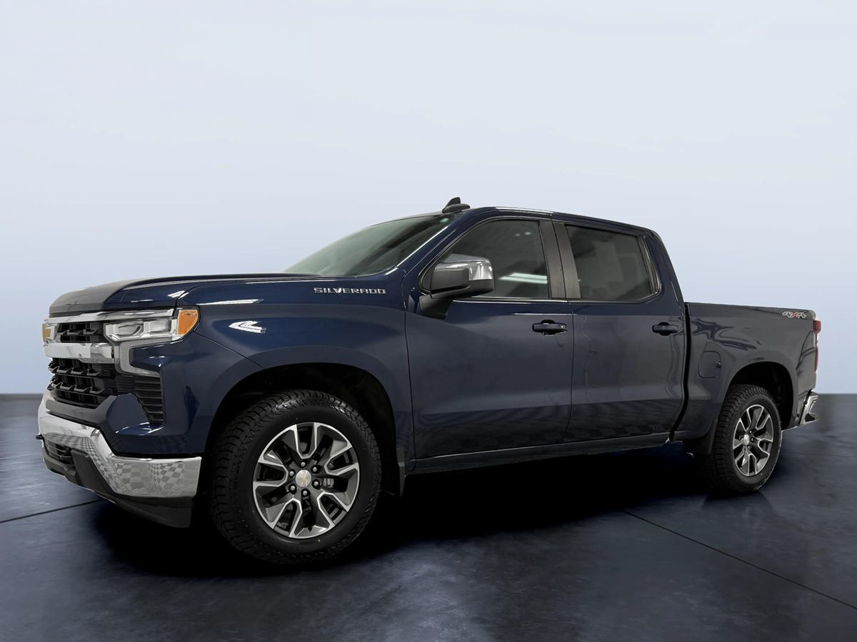 2023 Chevrolet Silverado 1500 LT photo 2