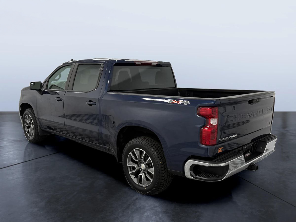 2023 Chevrolet Silverado 1500 LT photo 4