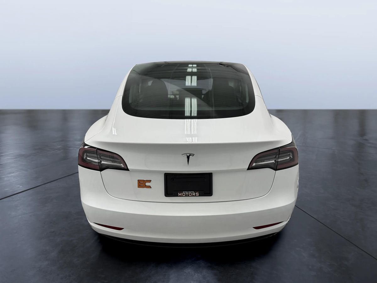 2023 Tesla Model 3 photo 5